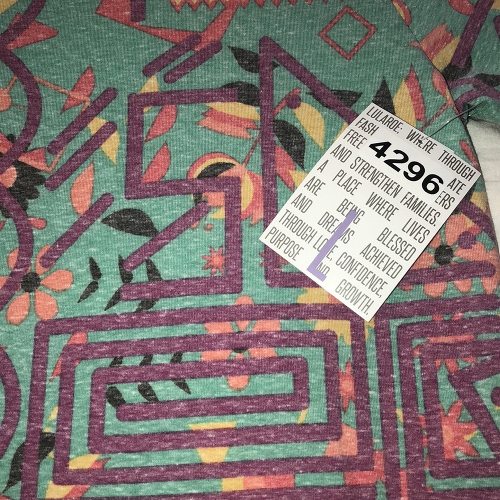 Lularoe Classic T - Picture 2 of 2